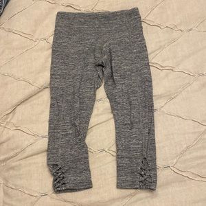 Calvin Klein Small Yoga pants 3/4